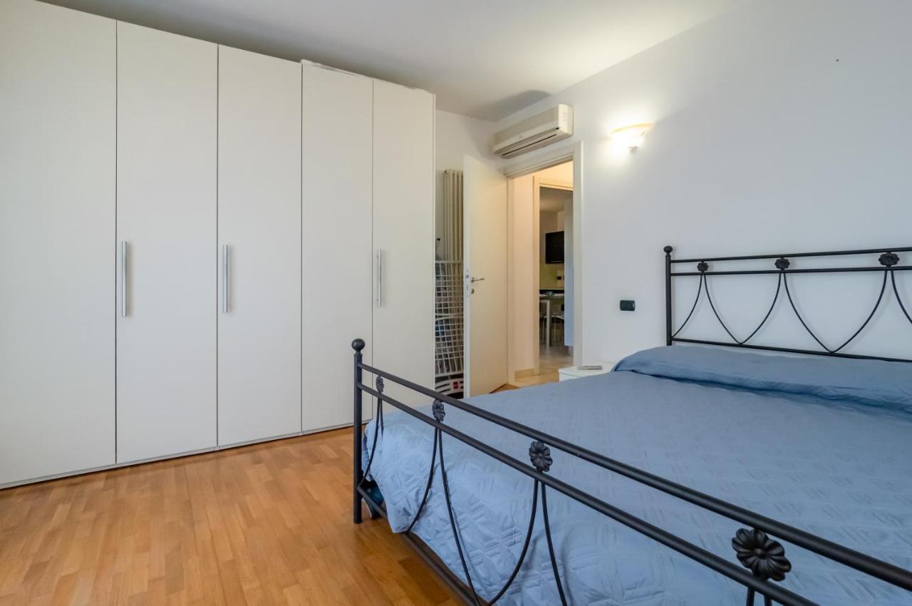 Ferienwohnung Piana Di Solaro Modern Flat & Swimming Pool Lerici Exterior foto